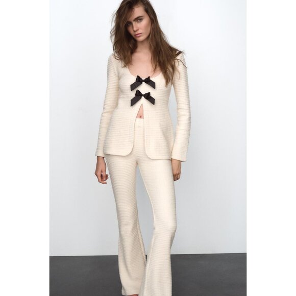 Zara Womens Sweater Bows M Medium Ivory Textured Long Sleeve 5039/153 NWOT - Picture 1 of 10